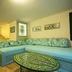 Design * بودابست